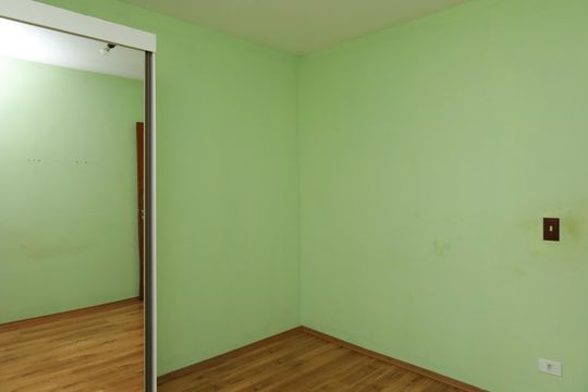 Quarto 1 de casa à venda com 2 quartos, 200m² em Vila Campanela, São Paulo