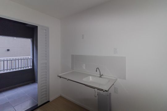 Cozinha de apartamento para alugar com 2 quartos, 30m² em Jardim Imperador (zona Leste), São Paulo