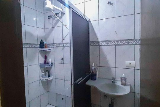 Banheiro de casa para alugar com 2 quartos, 60m² em Metalúrgicos, Osasco