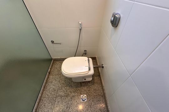 Banheiro da Suíte 4 de casa de condomínio para alugar com 5 quartos, 1030m² em Barra da Tijuca, Rio de Janeiro