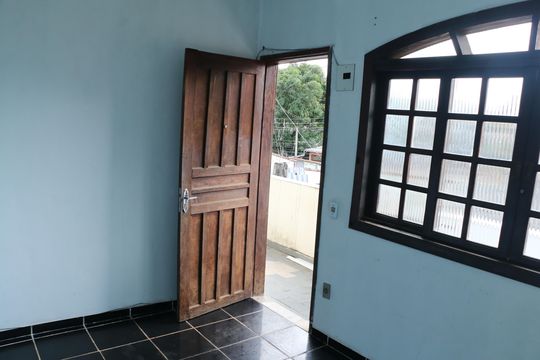 sala de apartamento para alugar com 1 quarto, 40m² em Confidencia, Nova Iguaçu