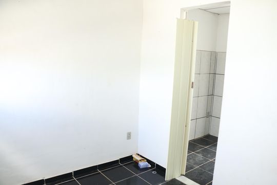 Quarto de apartamento para alugar com 1 quarto, 32m² em Confidencia, Nova Iguaçu