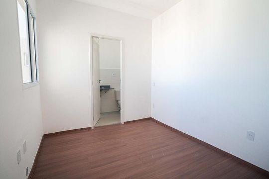 Quarto 3 de apartamento para alugar com 3 quartos, 64m² em Palmeiras, Belo Horizonte