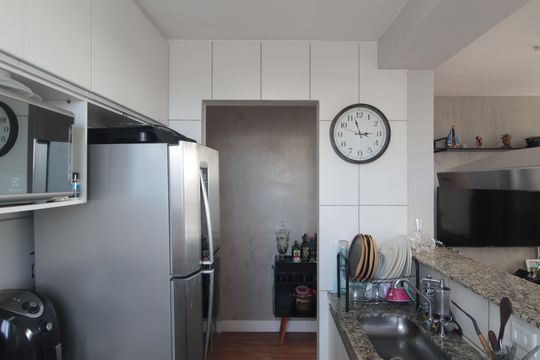 Cozinha e Área de Serviço de apartamento à venda com 2 quartos, 50m² em Castelo, Belo Horizonte