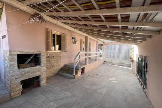Área comum de casa à venda com 4 quartos, 80m² em Vila Nova, Novo Hamburgo