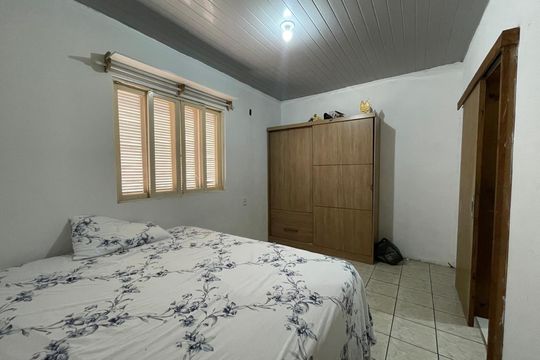 Suíte de casa à venda com 4 quartos, 80m² em Vila Nova, Novo Hamburgo
