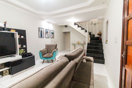 Casa à venda com 3 quartos, 300m² em Cidade Líder, São Paulo