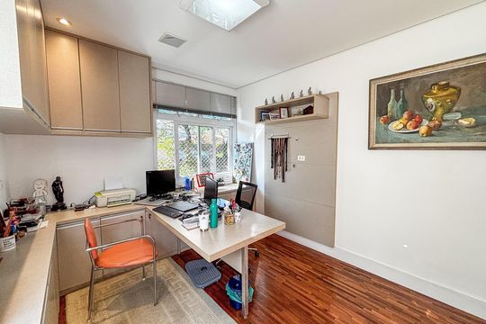 Escritório  de casa à venda com 3 quartos, 366m² em Sumaré, São Paulo