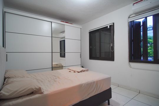 Quarto 1 de apartamento à venda com 2 quartos, 73m² em Centro, São Leopoldo