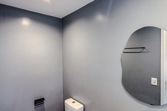 Banheiro de kitnet/studio para alugar com 1 quarto, 25m² em Vila Mariana, São Paulo