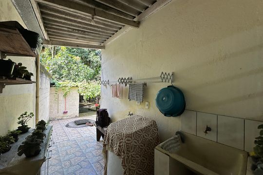 Área de Serviço de casa à venda com 2 quartos, 121m² em Jardim Bandeirantes, Barueri