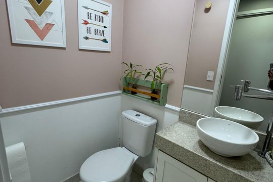 Banheiro de apartamento à venda com 2 quartos, 72m² em Bela Vista, Osasco