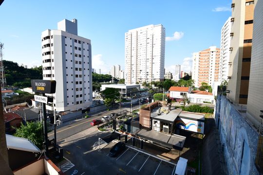 Quarto  - Vista de apartamento à venda com 1 quarto, 50m² em Cambuí, Campinas