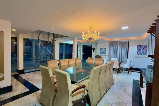 Casa à venda com 6 quartos, 1250m² em Recreio dos Bandeirantes, Rio de Janeiro