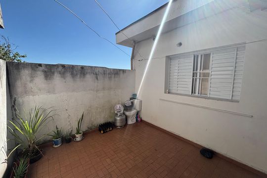 Área de Serviço de casa à venda com 6 quartos, 250m² em Jardim Eliane, São Paulo