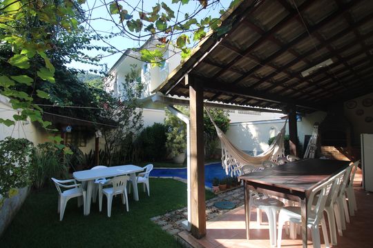 Quintal de casa de condomínio à venda com 3 quartos, 144m² em Anil, Rio de Janeiro