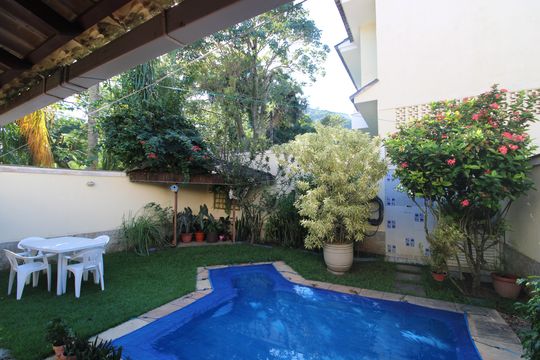 Quintal de casa de condomínio à venda com 3 quartos, 144m² em Anil, Rio de Janeiro