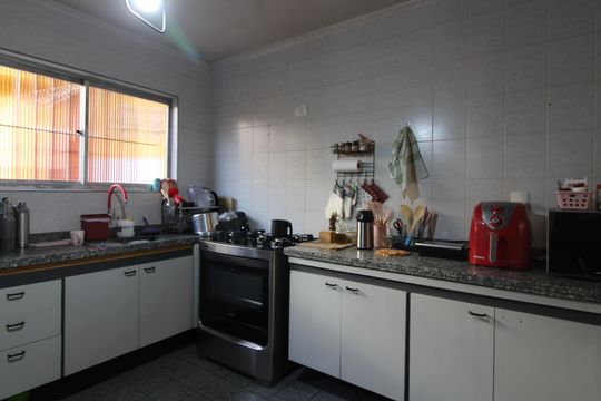 Cozinha de casa à venda com 2 quartos, 120m² em Vila Ponte Rasa, São Paulo