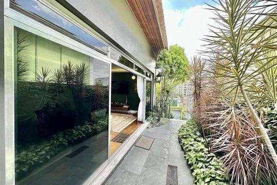 Área externa de casa à venda com 4 quartos, 216m² em Lapa, São Paulo