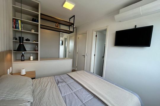 Suíte  de apartamento para alugar com 3 quartos, 70m² em Jardim Sabará, Porto Alegre