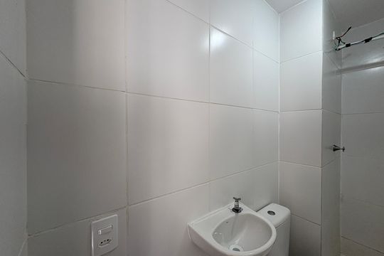 Banheiro de apartamento à venda com 2 quartos, 36m² em Vila Pereira Cerca, São Paulo