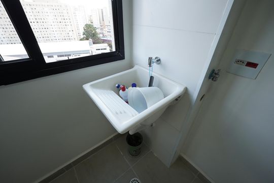 Cozinha/ Serviço de apartamento à venda com 2 quartos, 35m² em Cambuci, São Paulo
