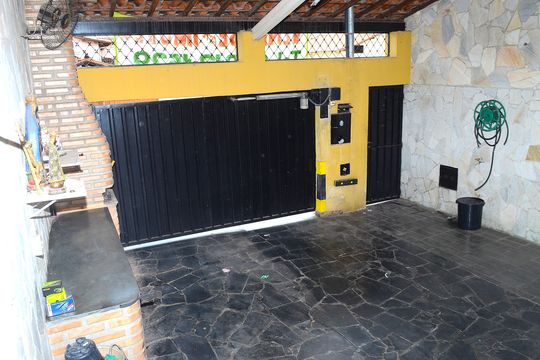 Garagem de casa para alugar com 2 quartos, 158m² em São Gabriel, Belo Horizonte