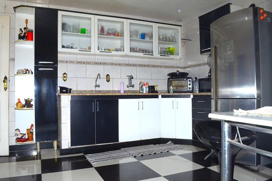 Cozinha de casa para alugar com 2 quartos, 158m² em São Gabriel, Belo Horizonte