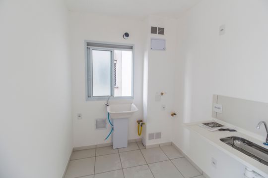 Área de Serviço de apartamento para alugar com 2 quartos, 41m² em Vila Sul Americana, Carapicuíba