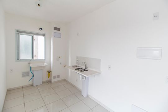 Cozinha de apartamento para alugar com 2 quartos, 41m² em Vila Sul Americana, Carapicuíba
