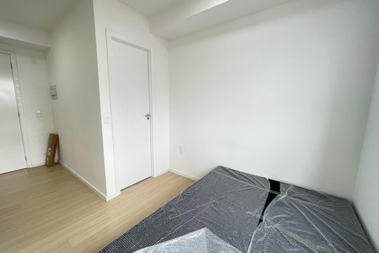 Stúdio/Sala/Quarto de kitnet/studio para alugar com 1 quarto, 17m² em Ferreira, São Paulo