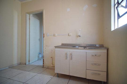 Cozinha de casa à venda com 4 quartos, 160m² em São João, Porto Alegre