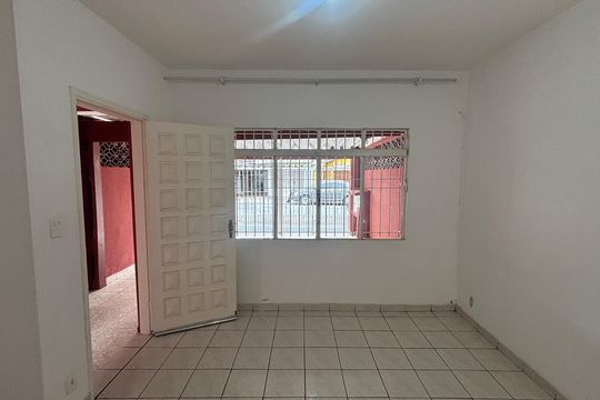 Sala de casa para alugar com 2 quartos, 125m² em Jardim Cambui, Santo André