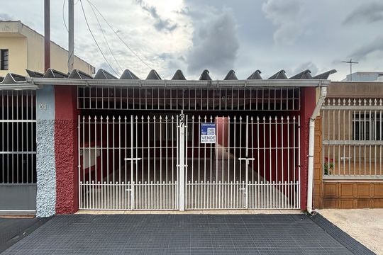 Fachada de casa para alugar com 2 quartos, 125m² em Jardim Cambui, Santo André