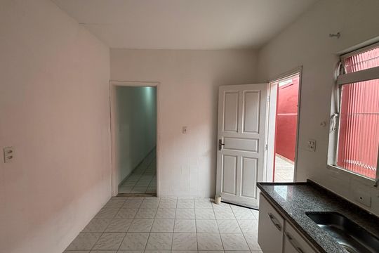 Cozinha de casa para alugar com 2 quartos, 125m² em Jardim Cambui, Santo André