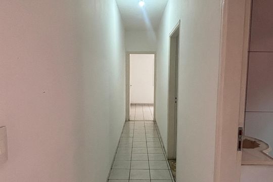 Corredor de casa para alugar com 2 quartos, 125m² em Jardim Cambui, Santo André