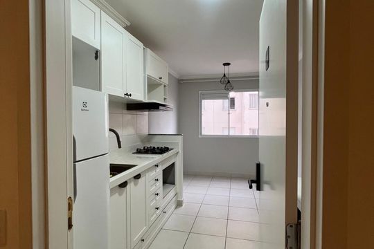 Cozinha de apartamento para alugar com 2 quartos, 33m² em Fazenda Aricanduva, São Paulo