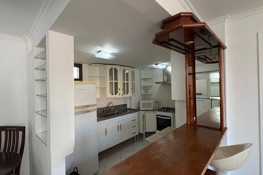 Apartamento à venda com 2 quartos, 65m² em Aclimação, São Paulo