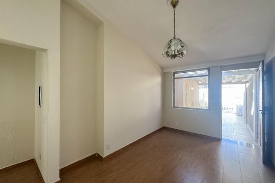 Sala de casa à venda com 3 quartos, 104m² em Vila Jupiter, São Bernardo do Campo