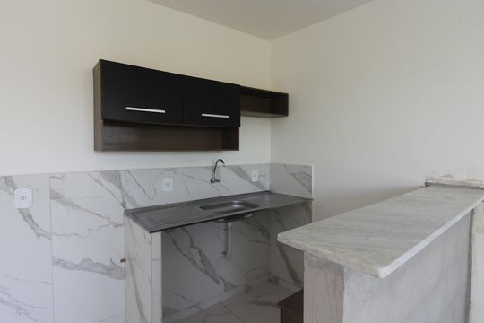 Apartamento para alugar com 1 quarto, 40m² em Jardim Esperança, Cabo Frio