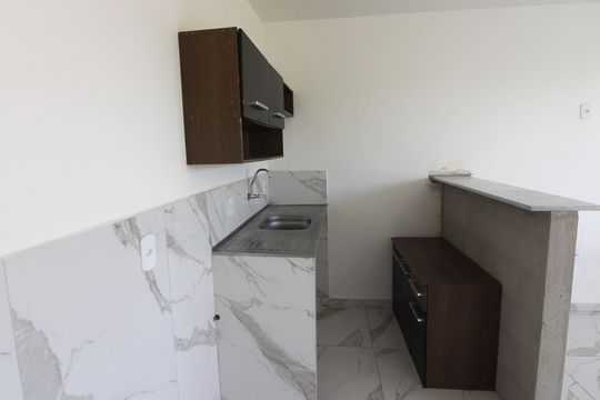 Apartamento para alugar com 1 quarto, 40m² em Jardim Esperança, Cabo Frio