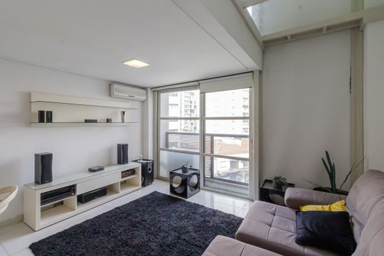 Sala de apartamento para alugar com 1 quarto, 52m² em Vila Nova Conceição, São Paulo