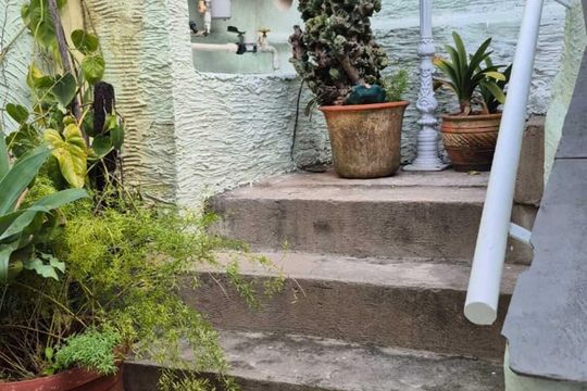 Área externa de casa para alugar com 2 quartos, 70m² em Jardim Oriental, São Paulo