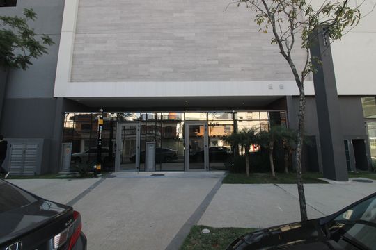 Fachada de apartamento para alugar com 2 quartos, 40m² em Jardim Aurelia, São Paulo