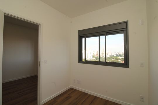 Quarto 2 de apartamento para alugar com 2 quartos, 40m² em Jardim Aurelia, São Paulo