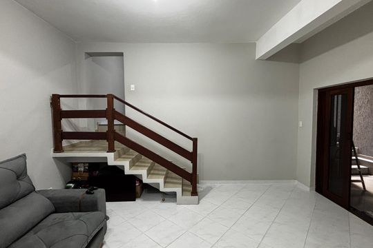 Sala de casa à venda com 3 quartos, 320m² em Parque Oratório, Santo André