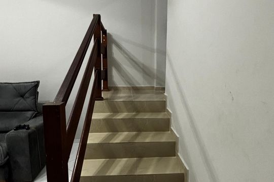 Escada de casa à venda com 3 quartos, 320m² em Parque Oratório, Santo André
