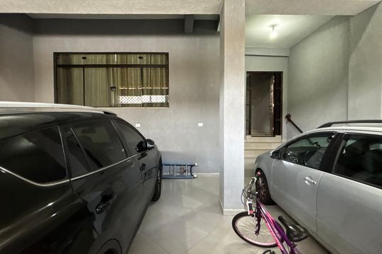 Garagem de casa à venda com 3 quartos, 320m² em Parque Oratório, Santo André