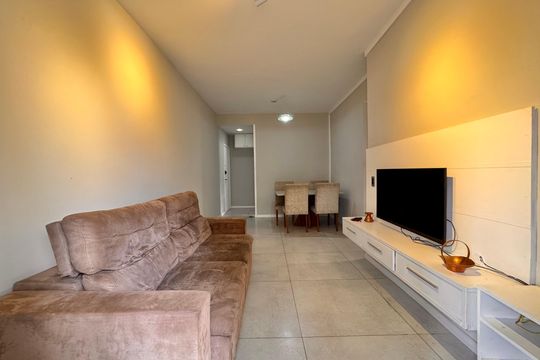 Sala de apartamento à venda com 3 quartos, 80m² em Barra da Tijuca, Rio de Janeiro