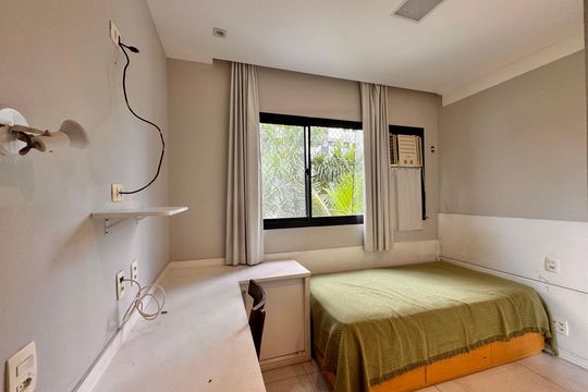 Quarto  de apartamento à venda com 3 quartos, 80m² em Barra da Tijuca, Rio de Janeiro